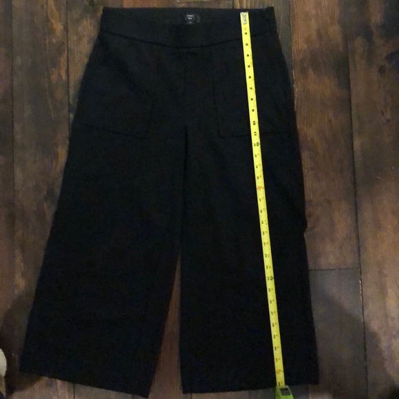 J Crew 365 capris - Picture 4 of 5